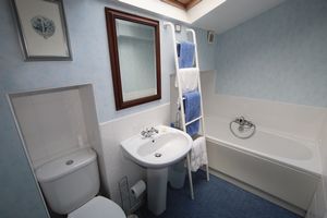 Jack & Jill Bathroom - click for photo gallery